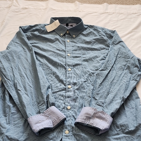 Banana Republic Casual Blue Button-Down Shirt - Picture 7 of 8